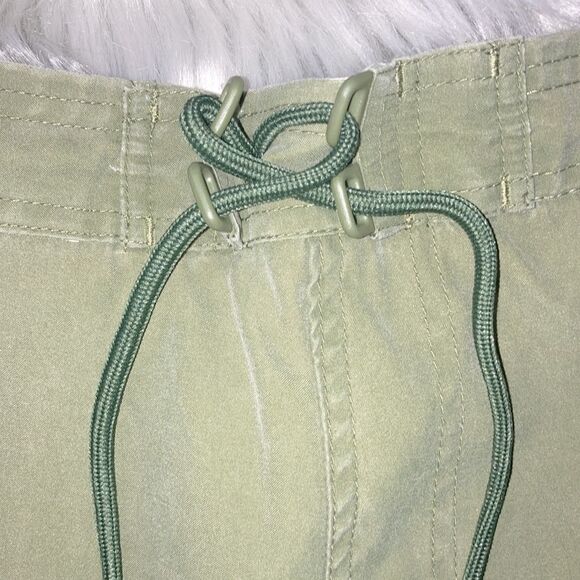 Marlin Trading Company Green Fishing Shorts - Picture 3 of 6